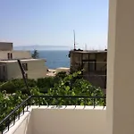 Appartement In Mit Meerblick, Terrasse, Klimaanlage, W-lan 4492-3 Podgora (Split-Dalmatia)