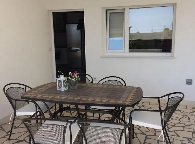 In Mit Meerblick, Terrasse, Klimaanlage, W-lan 4492-3 Appartement *