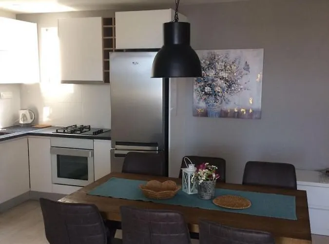 Appartement In Mit Meerblick, Terrasse, Klimaanlage, W-lan 4492-3 Podgora (Split-Dalmatia)