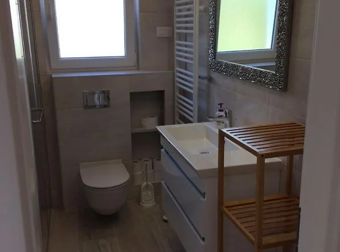 In Mit Meerblick, Terrasse, Klimaanlage, W-lan 4492-3 Appartement