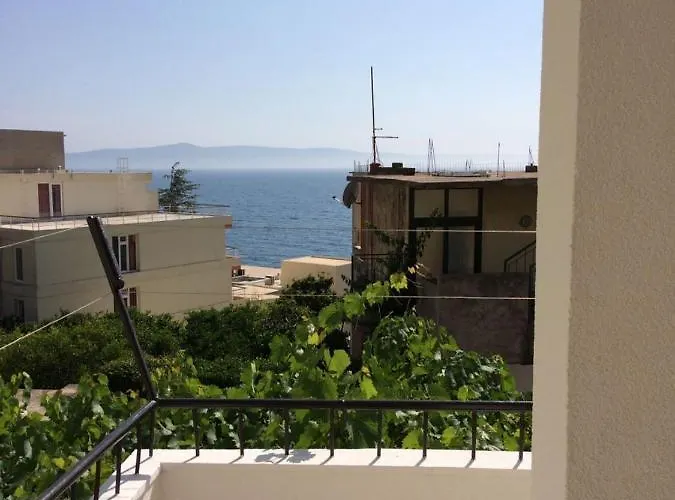 Appartement In Mit Meerblick, Terrasse, Klimaanlage, W-lan 4492-3 Podgora (Split-Dalmatia)