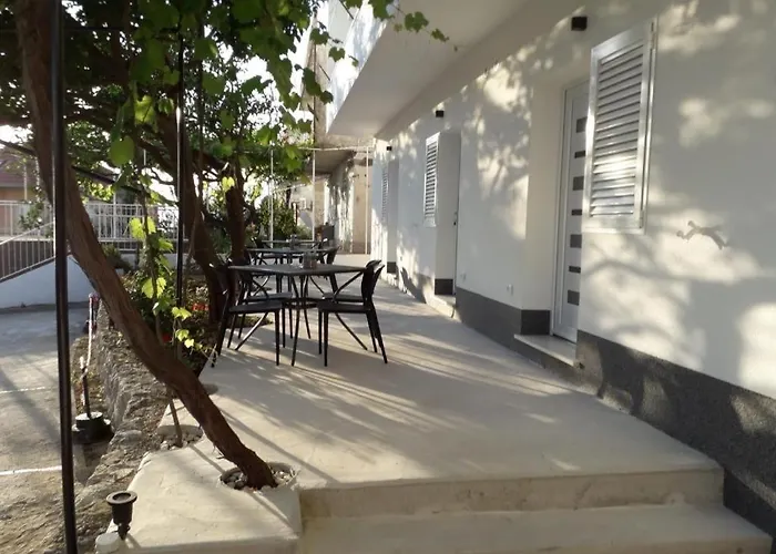 In Mit Meerblick, Terrasse, Klimaanlage, W-lan 4492-3 Appartement